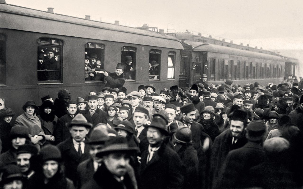 Wyjazd Żydów do Palestyny, Dworzec Główny, 1925